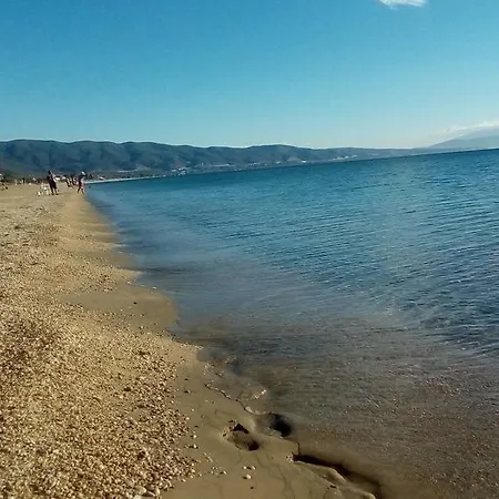 Pensionat Petroshouse Beach *